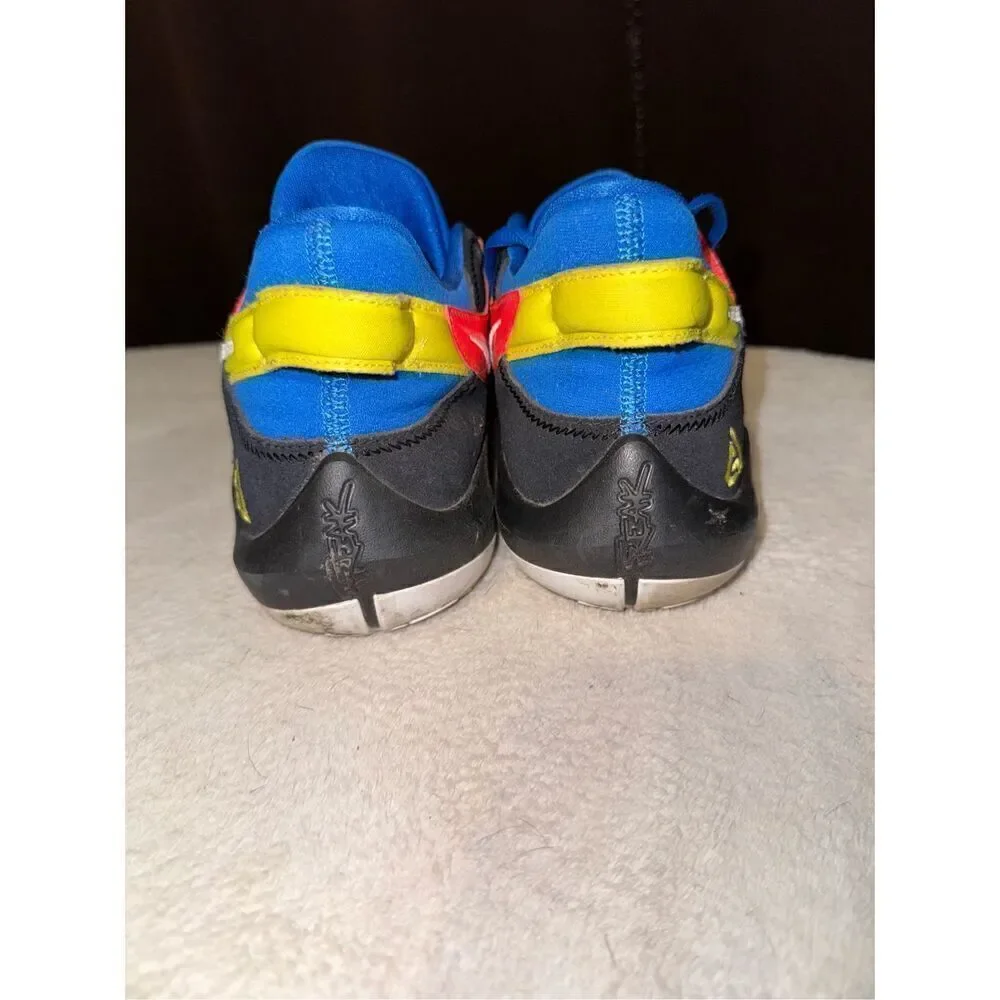 Nike Freak 2 bright crimson sneakers size 7Y